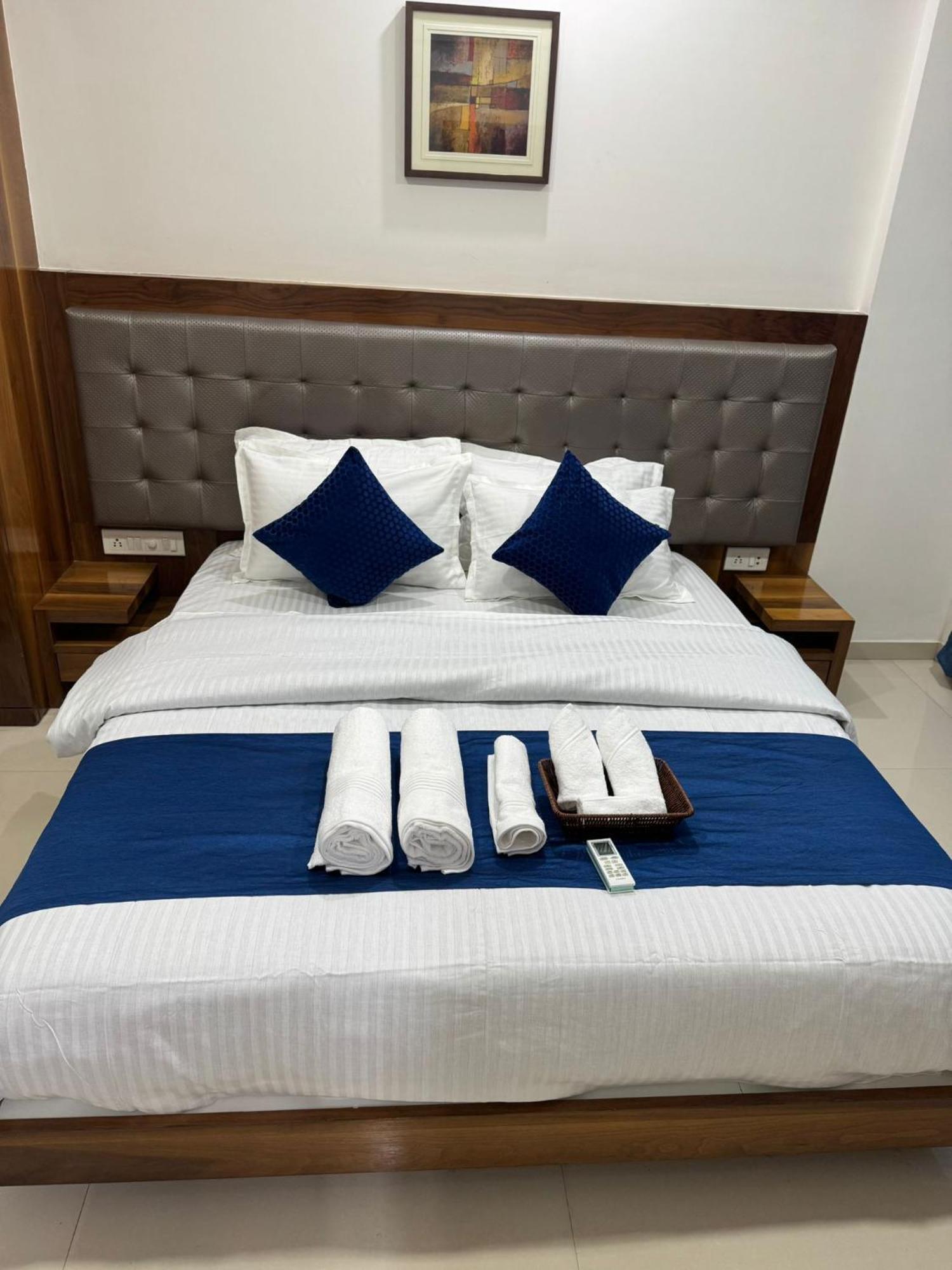 Luna Spaces- Near Mumbai International Airport Extérieur photo